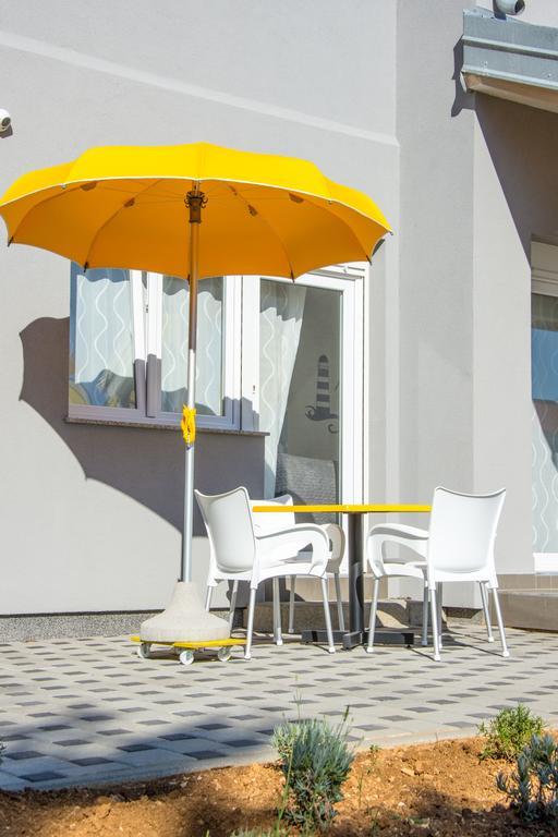 Apartment Villa Franci パグ エクステリア 写真