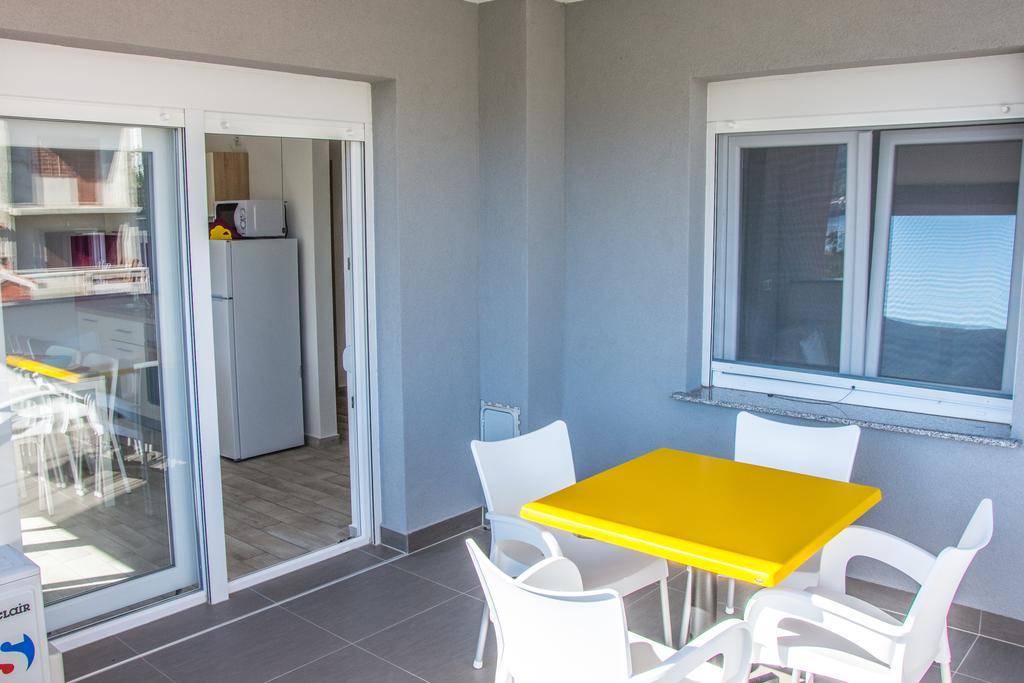 Apartment Villa Franci パグ エクステリア 写真