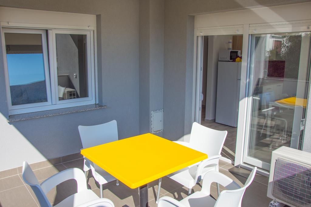 Apartment Villa Franci パグ エクステリア 写真