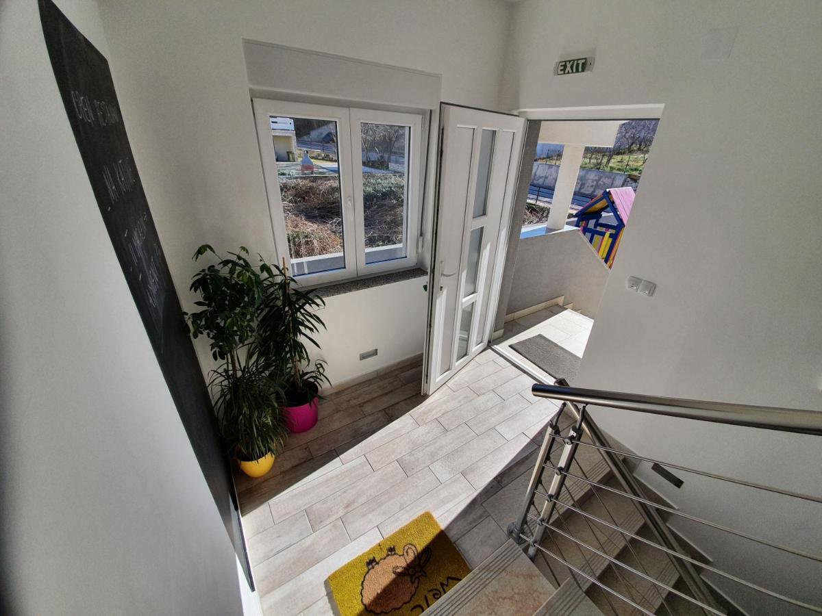 Apartment Villa Franci パグ エクステリア 写真
